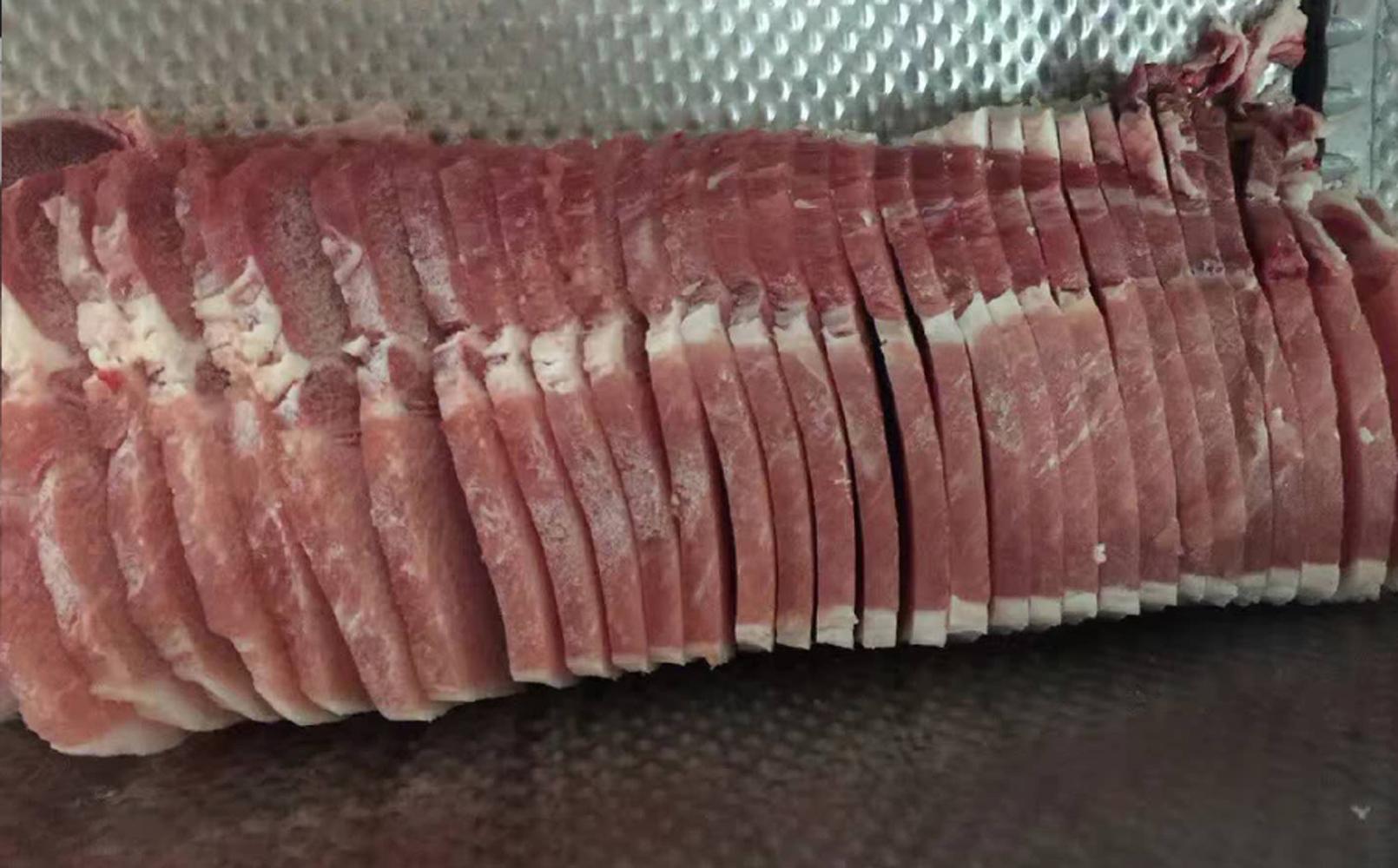 學(xué)校團(tuán)餐配送中心要配備哪些功能強大的肉菜加工設(shè)備